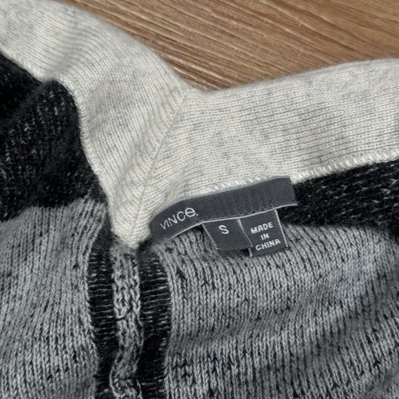 VINCE Cashmere & Wool Sz S Gray & Black Color Block Striped Open Front Cardigan - Picture 14 of 15